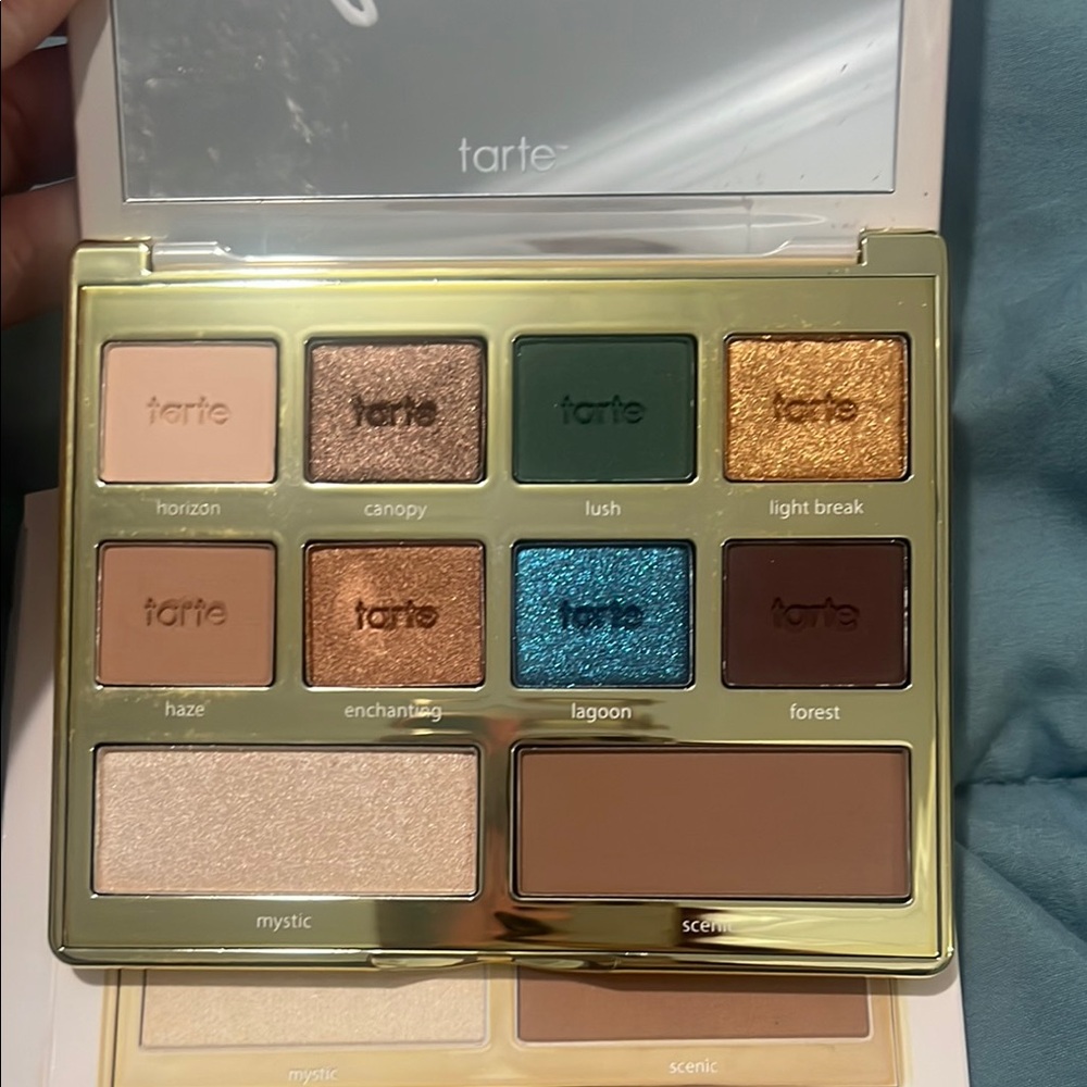 Tarte Glamazon eyeshadow palette